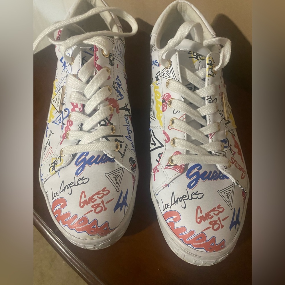 Guess White Sneakers with Multicolor Accents